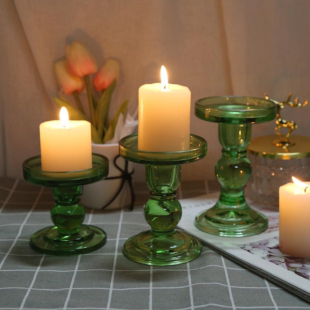 3-Piece Set of Green Glass Candlestick, Crystal Candlestick Holder Holder and Conical Candle, Christmas Candle Holder Decoration, Family Living Room Wedding Candle Holder (green1set)