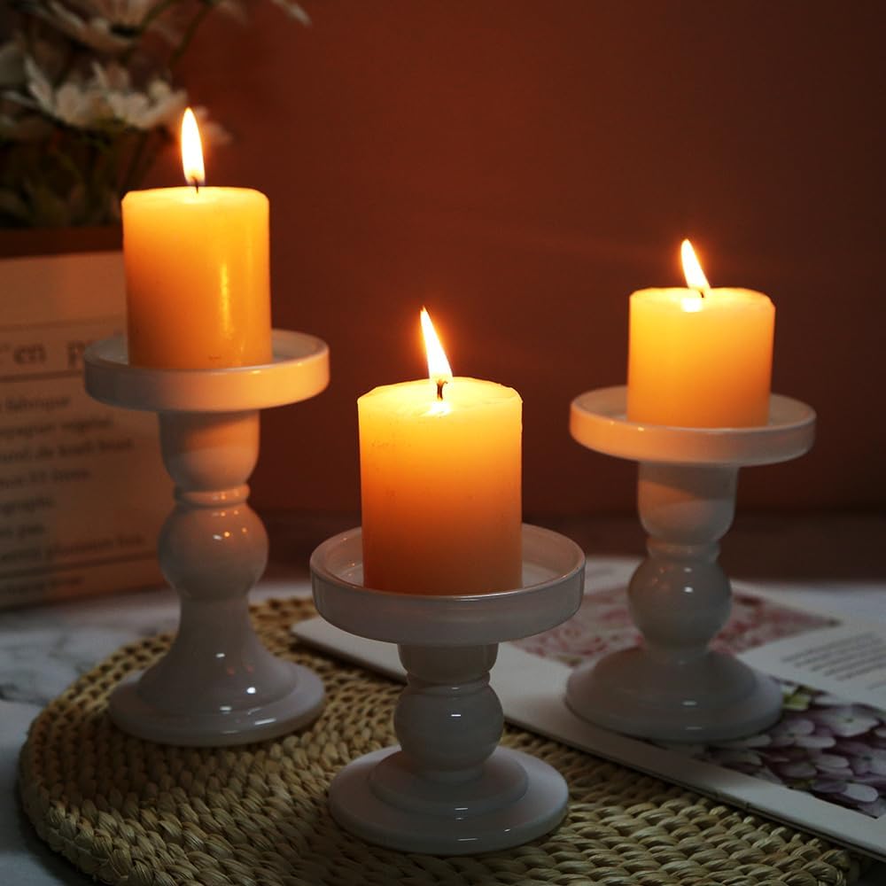 3-Piece Set of White Glass Candlestick, Crystal Candlestick Holder Holder and Conical Candle, Christmas Candle Holder Decoration, Family Living Room Wedding Candle Holder (white1set)