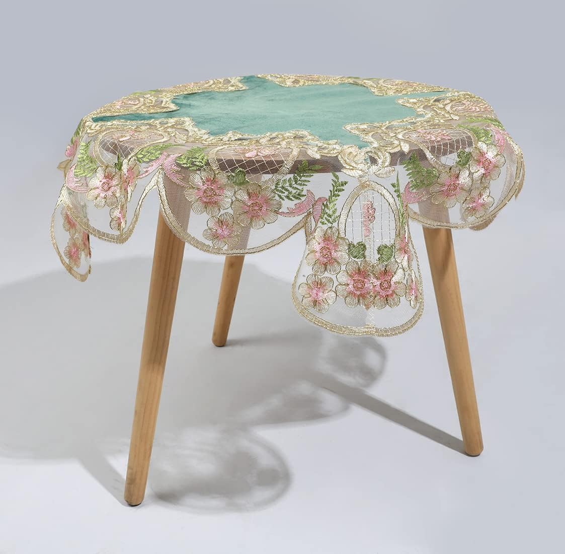 vctops Damask Lace Patchwork Tablecloth Luxury Square Small Table Cover Elegant Floral Embroidered Lace Table Cloth for Party Kitchen Dinning Picnic Decoration (Type N,32"x32")