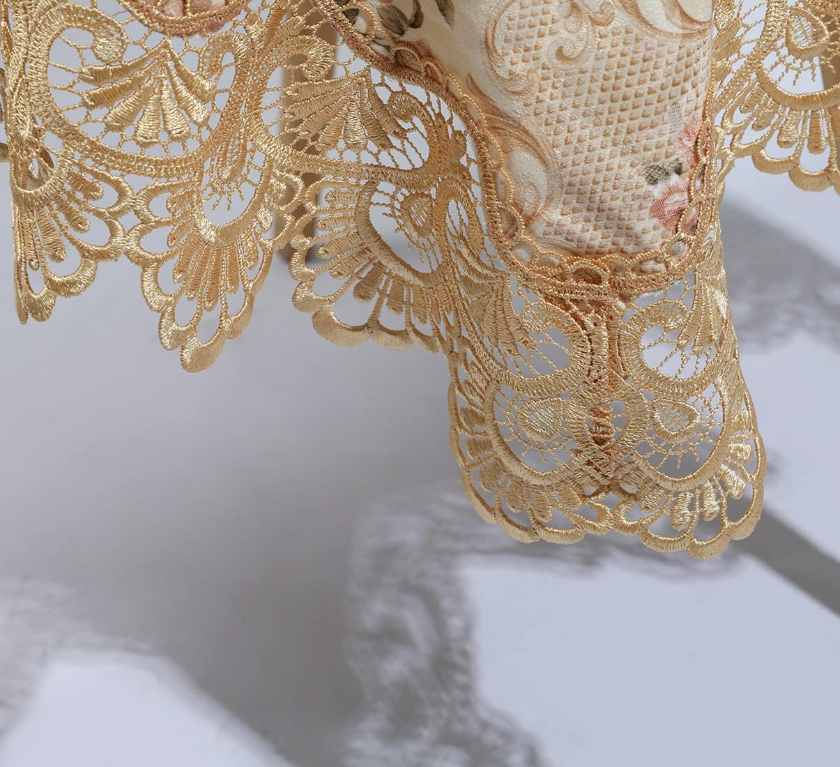 vctops Damask Lace Patchwork Tablecloth Luxury Square Small Table Cover Elegant Floral Embroidered Lace Table Cloth for Party Kitchen Dinning Picnic Decoration (Type G,32"x32")