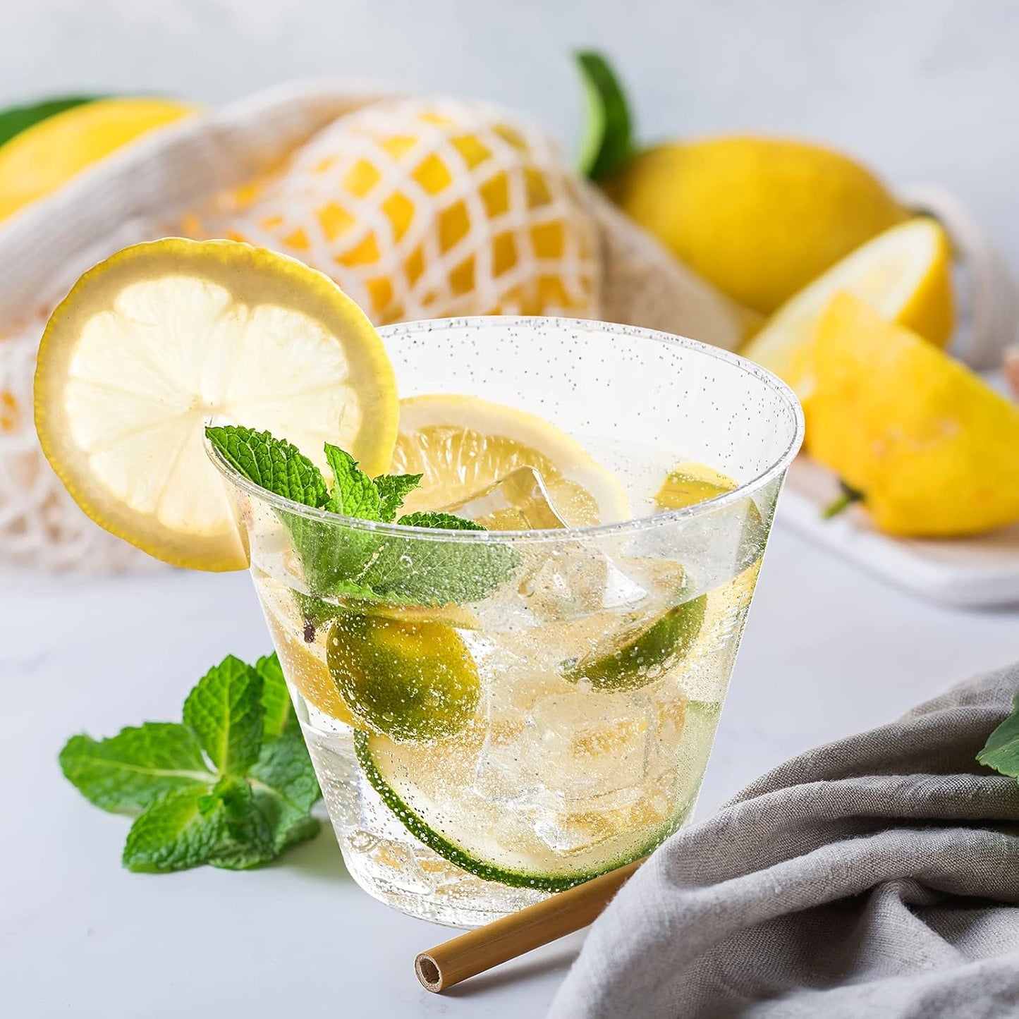 FOCUSLINE 9 oz Silver Plastic Cups, Disposable Clear Fancy Hard Plastic Cups, Silver Glitter, Heavy Duty, Reusable,100 Count