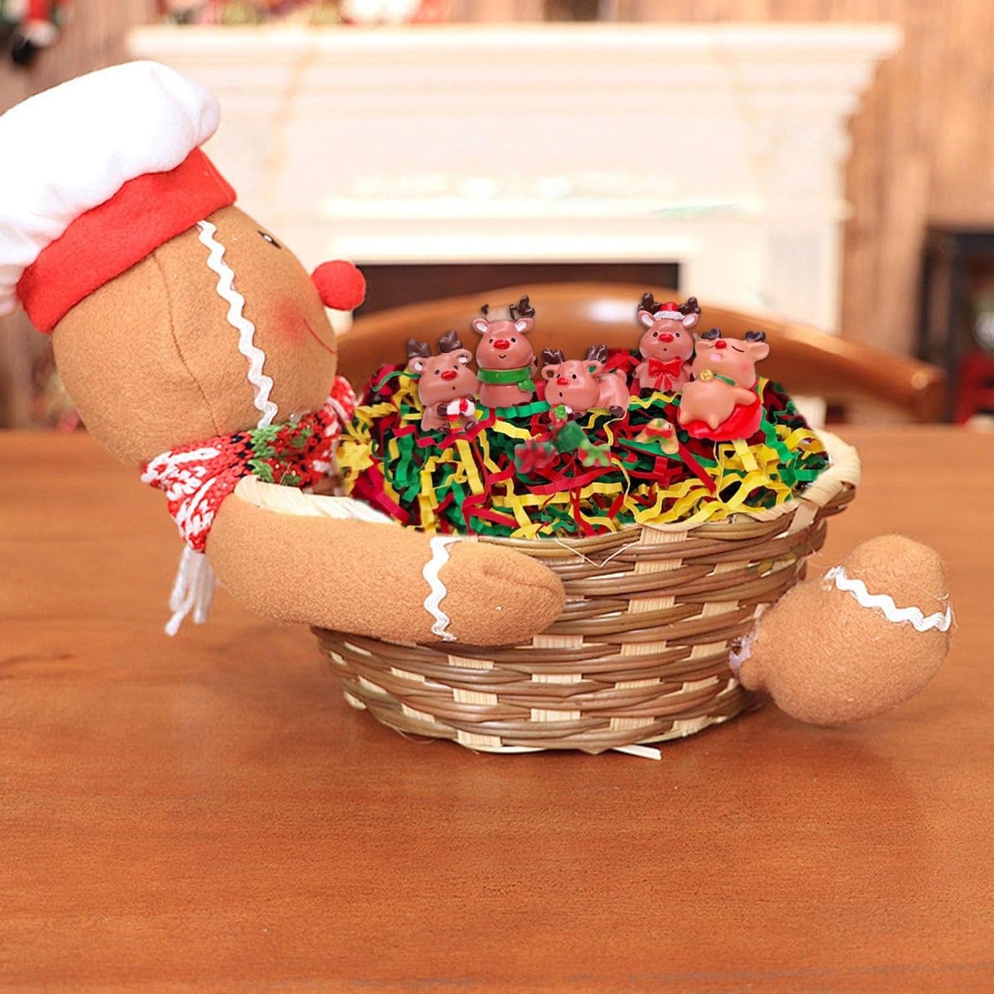 1 LB Gold Green Red Crinkle Cut Paper Shred Filler Great for Gift Wrapping, Basket Fillers, Birthday, Gift Wrapping, Anniversary, Halloween, Thanksgiving, Christmas Party Decor Filling Supplies