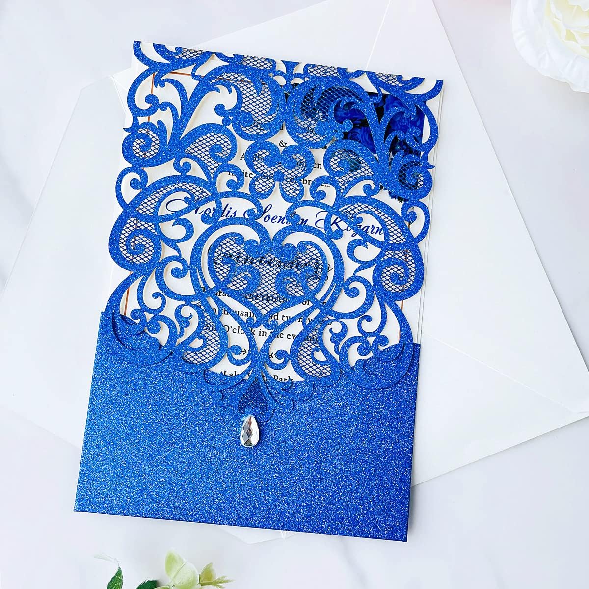 Hosmsua 50PCS Wedding Invitations Cards 5 x 7.3 Inch Laser Cut Hollow Rose Invitation with Rhinestone for Bridal Shower Engagement Quinceañera (Royal Blue Glitter)