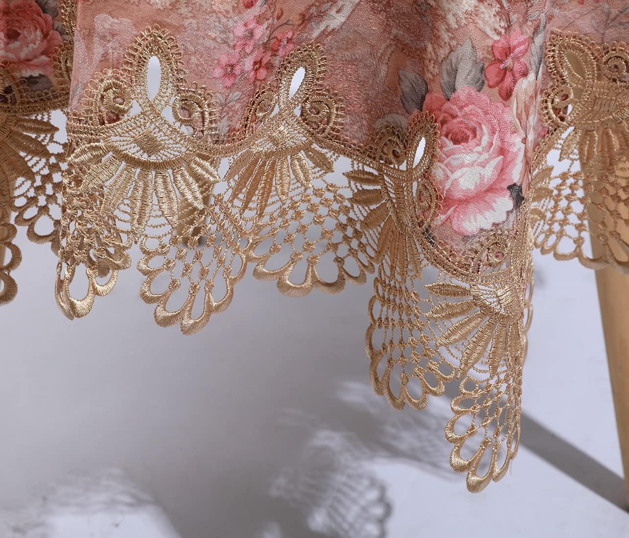 vctops Damask Lace Patchwork Tablecloth Luxury Square Small Table Cover Elegant Floral Embroidered Lace Table Cloth for Party Kitchen Dinning Picnic Decoration (Type D,22"x22")