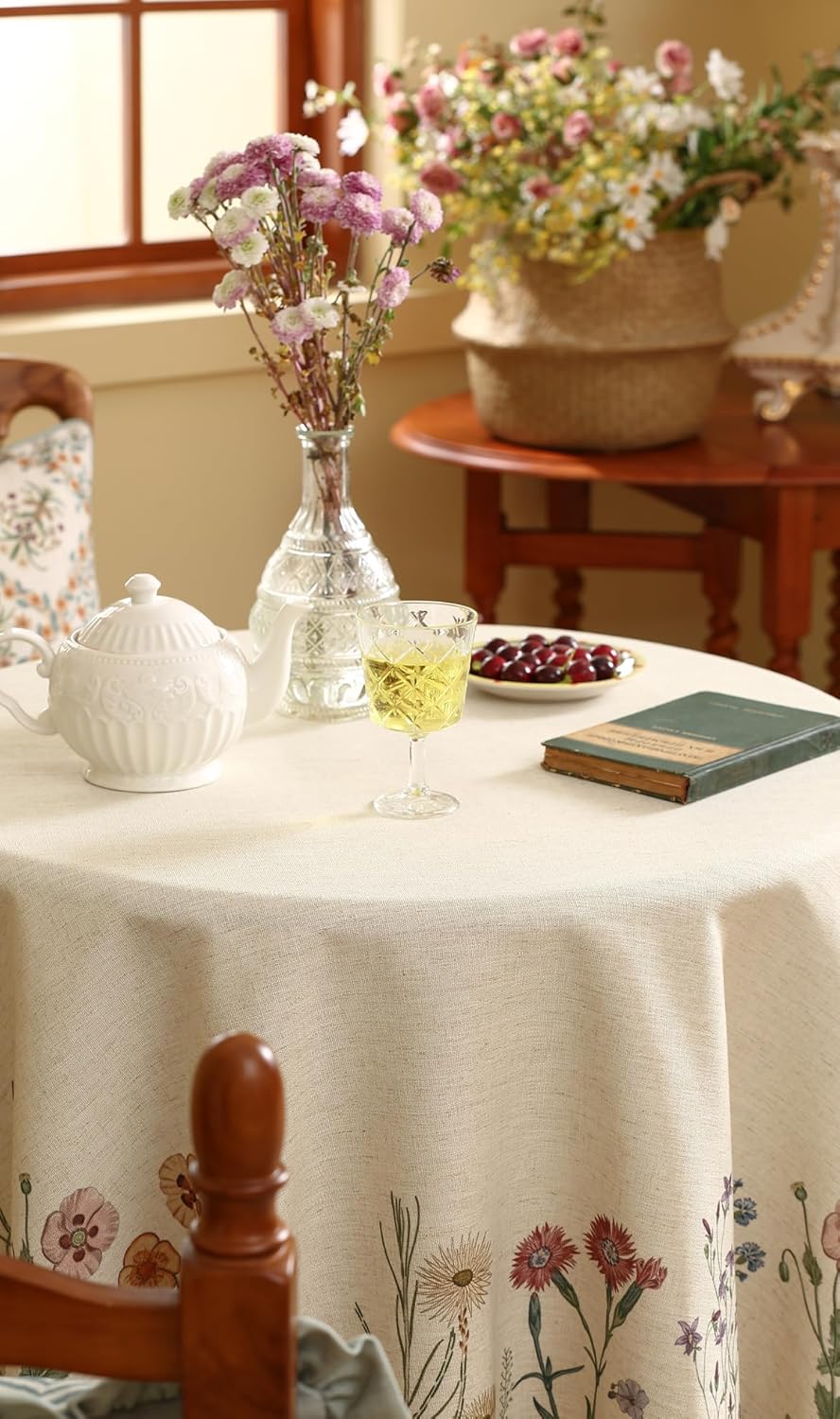 ISAENNE Designer Off White Linen Small Round Tablecloth,Floral Elegant Table Cloth,Stain Resistant Vintage Decor Tablecloths for Dining Thanksgiving Kitchen Christmas,Diameter 55"-Serenity G