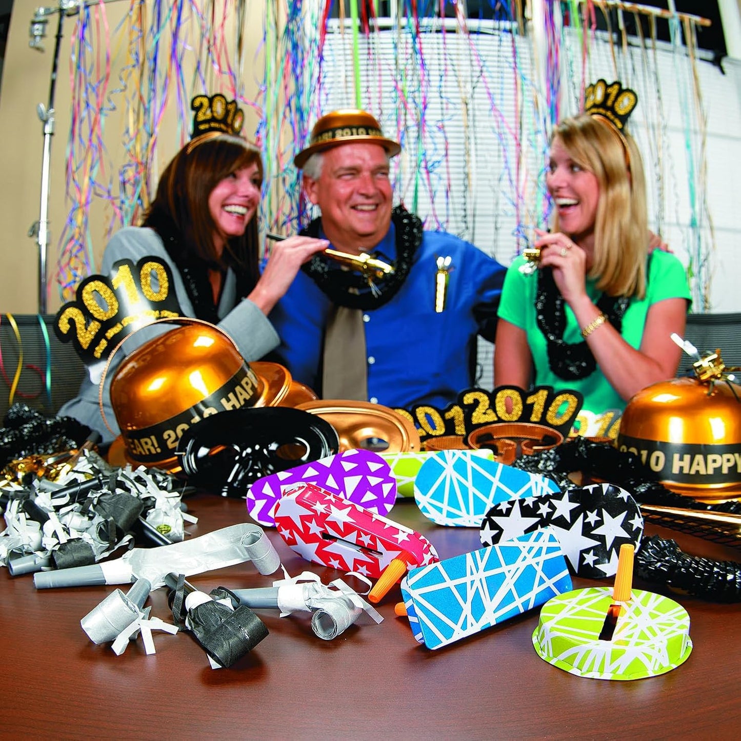 Fun Express Bulk Metal Noise Makers for Sporting Events - 50 Pack Hand Clappers & Clackers for Football Games, Pep Rally Supplies | Loud Stadium Noisemakers for Party Favors & Celebrations